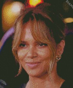 Pretty Halle Berry Diamond Paintings