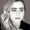 Black And White Mae Whitman Diamond Painting