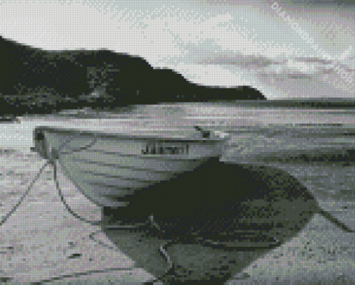 Monochrome Beach With Row Boat Diamond Paintings